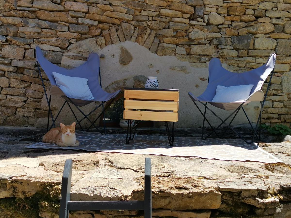 Le Mas de Carrié Bed and Breakfast Parisot  Esterno foto
