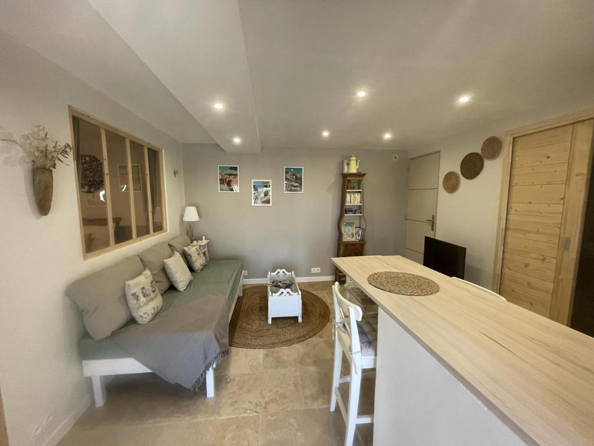 Le Mas de Carrié Bed and Breakfast Parisot  Esterno foto